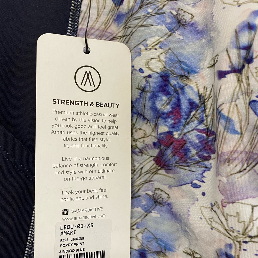 AMARI High Rise Leggings - Picture 3 of 6